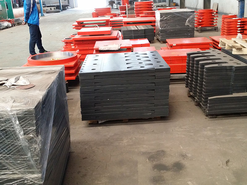 ������s�b��